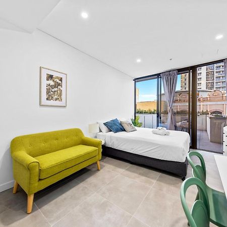 Arthur Hotel Bondi Junction No Reception And House Keeping No Sofa Bed シドニー エクステリア 写真