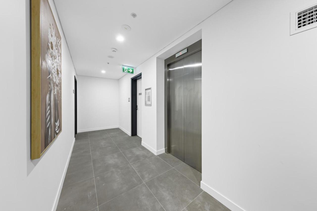 Arthur Hotel Bondi Junction No Reception And House Keeping No Sofa Bed シドニー エクステリア 写真