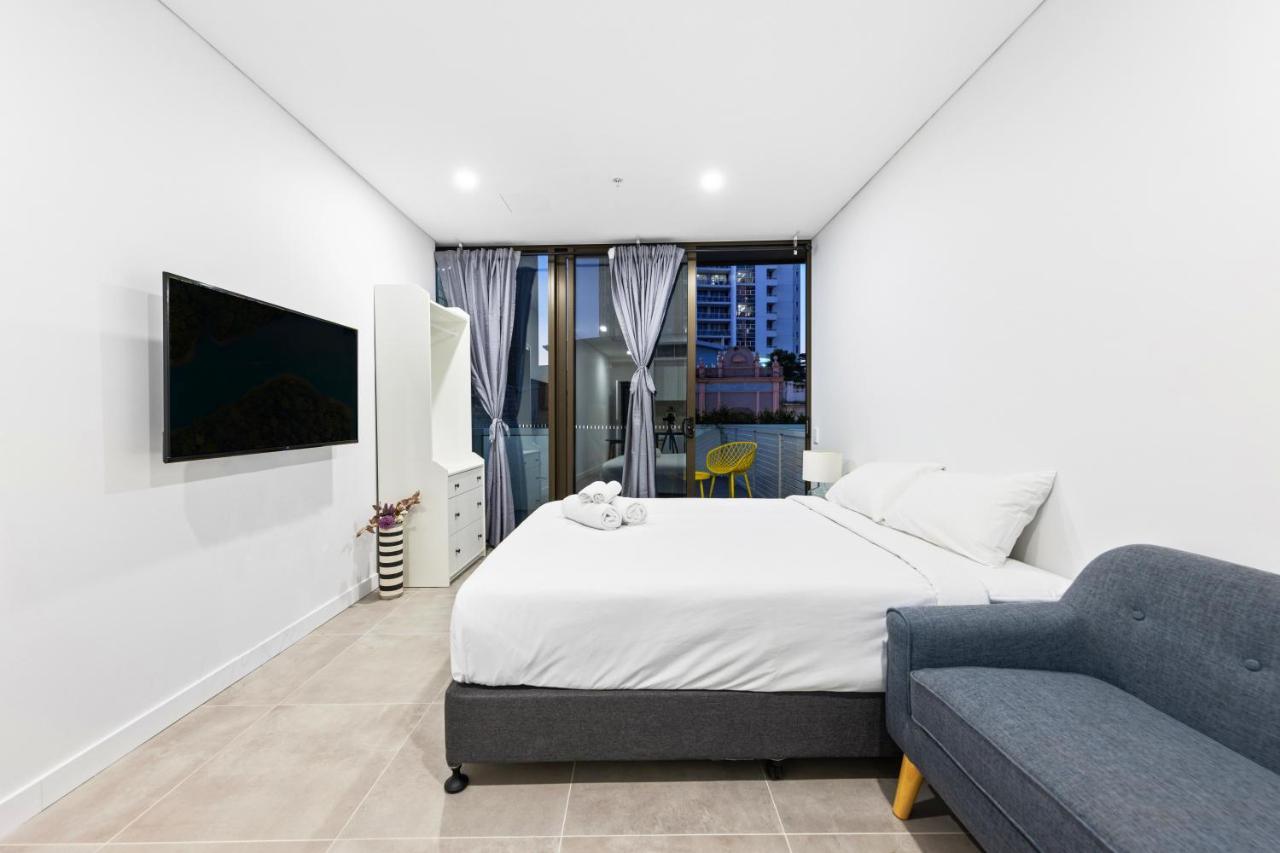 Arthur Hotel Bondi Junction No Reception And House Keeping No Sofa Bed シドニー エクステリア 写真