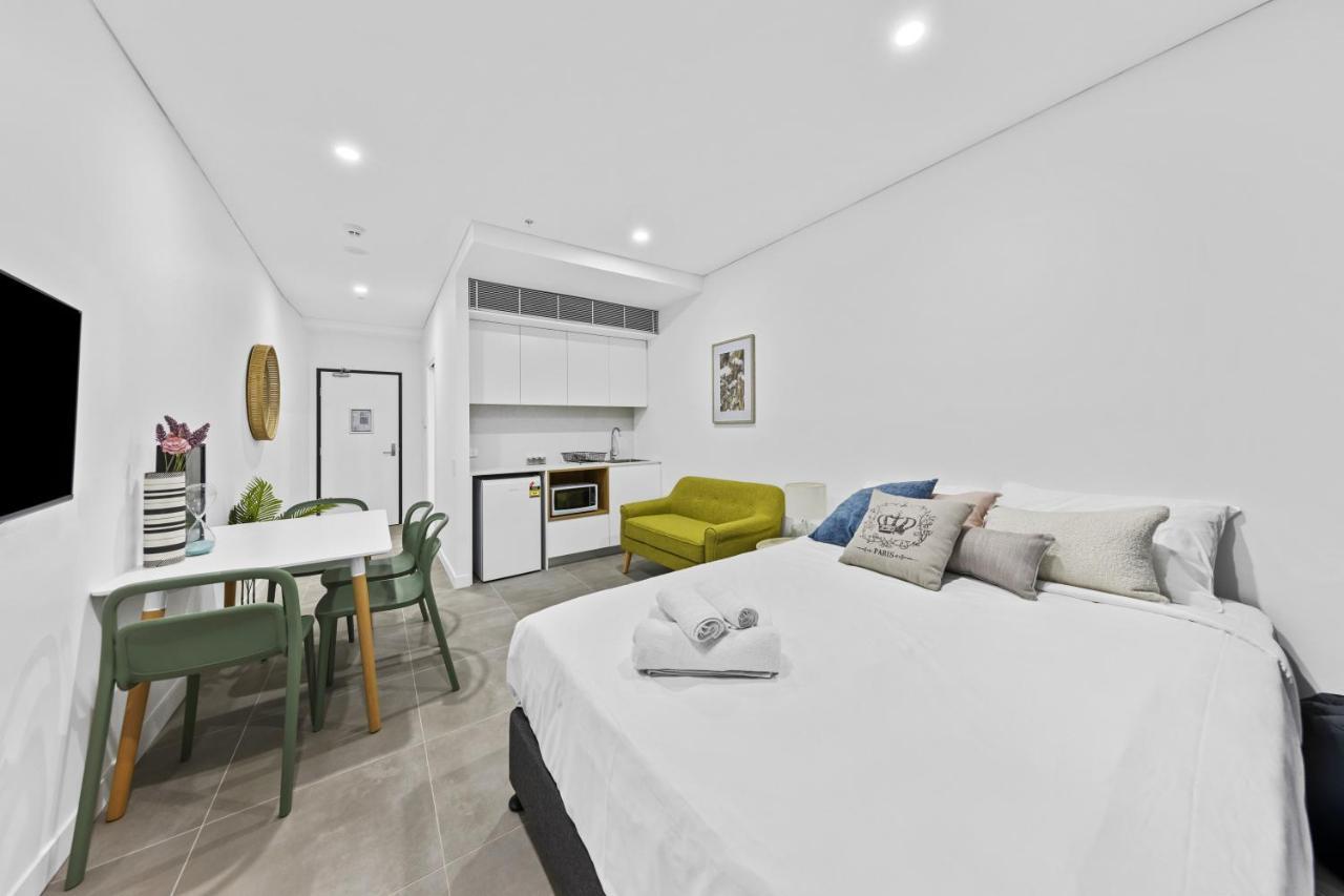 Arthur Hotel Bondi Junction No Reception And House Keeping No Sofa Bed シドニー エクステリア 写真