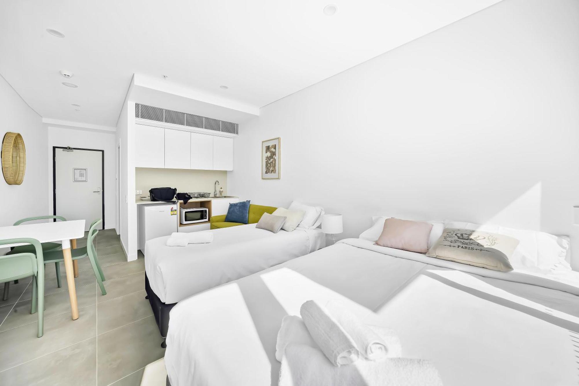 Arthur Hotel Bondi Junction No Reception And House Keeping No Sofa Bed シドニー エクステリア 写真
